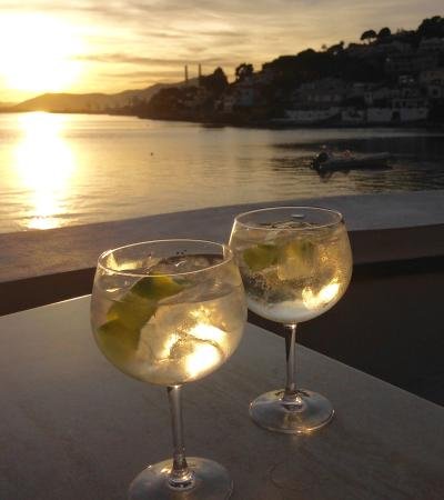 Sunset viewpoint with gin tasting